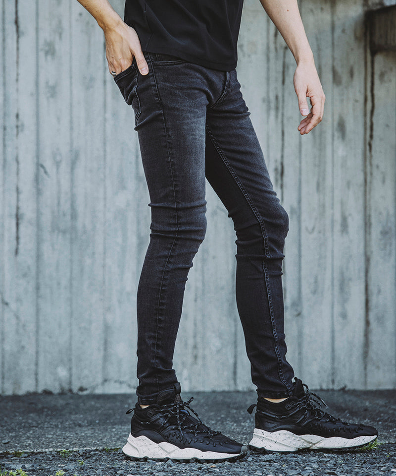 Ultimate stretch denim used skinny pants