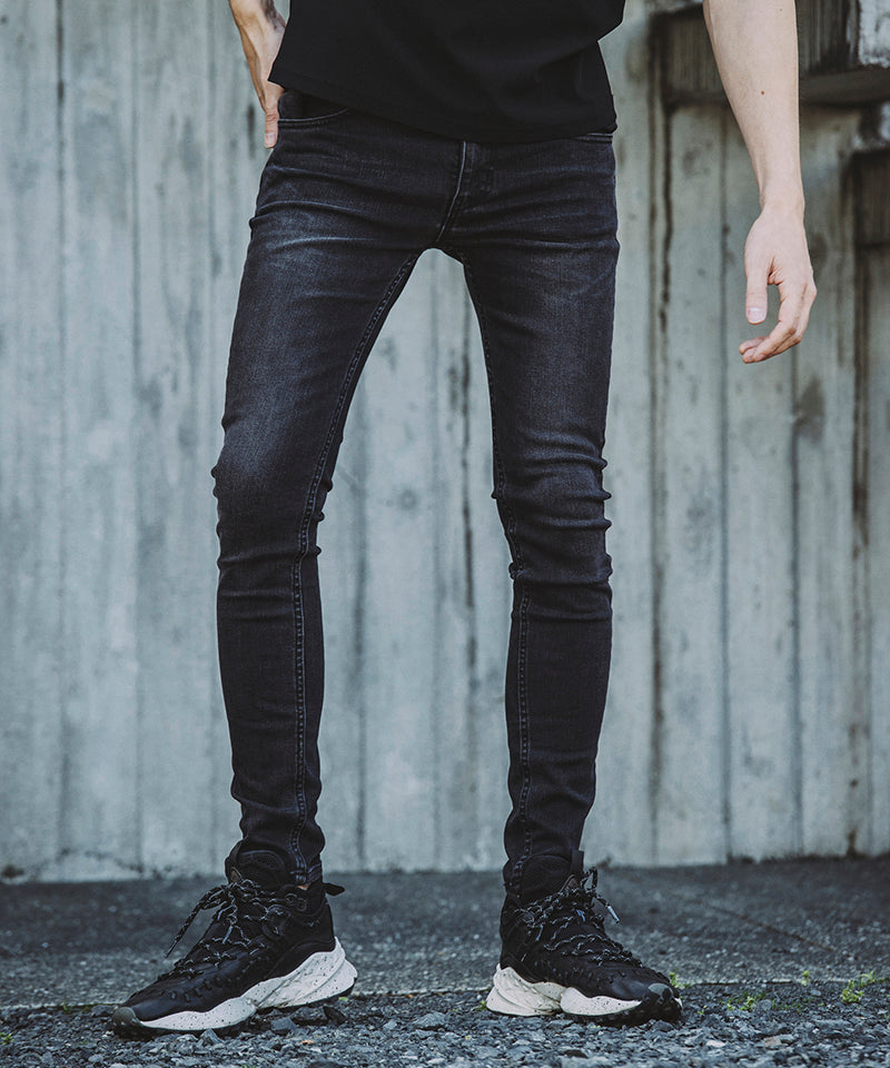 Ultimate stretch denim used skinny pants