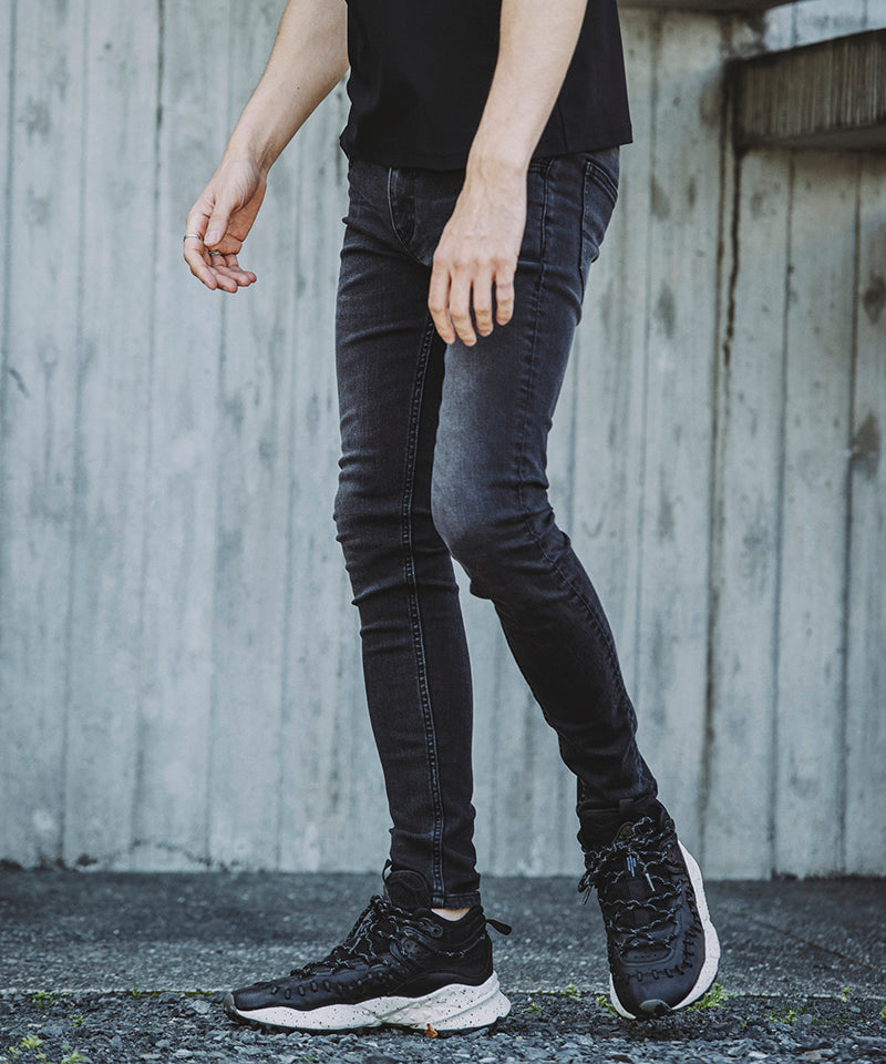 Ultimate stretch denim used skinny pants