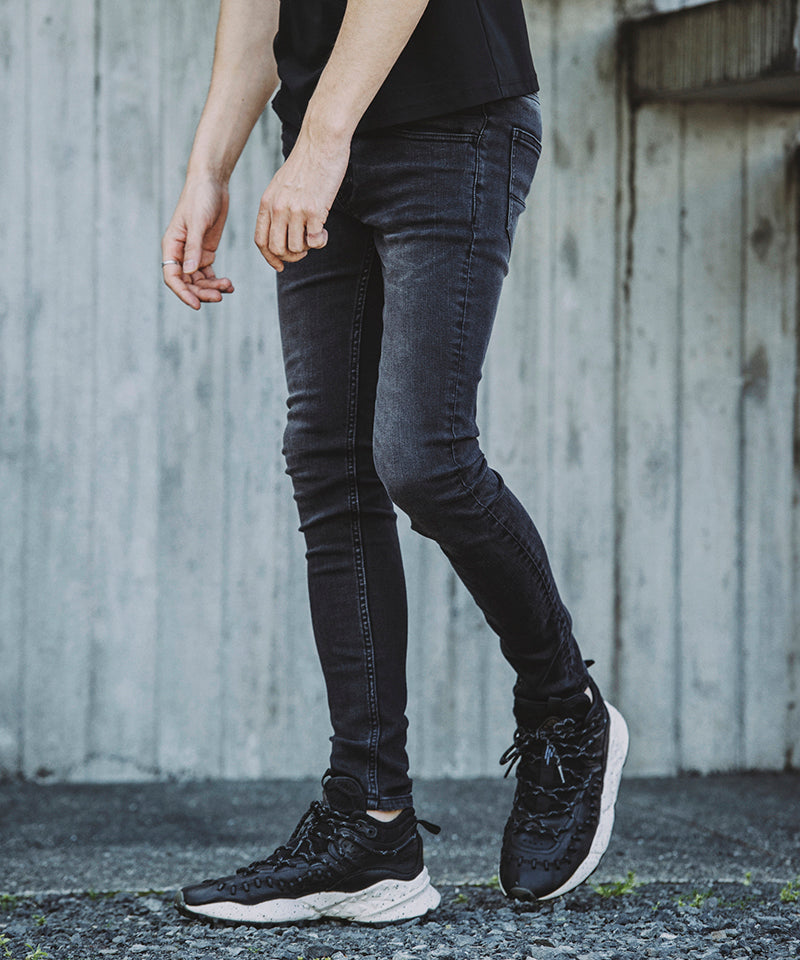 Ultimate stretch denim used skinny pants