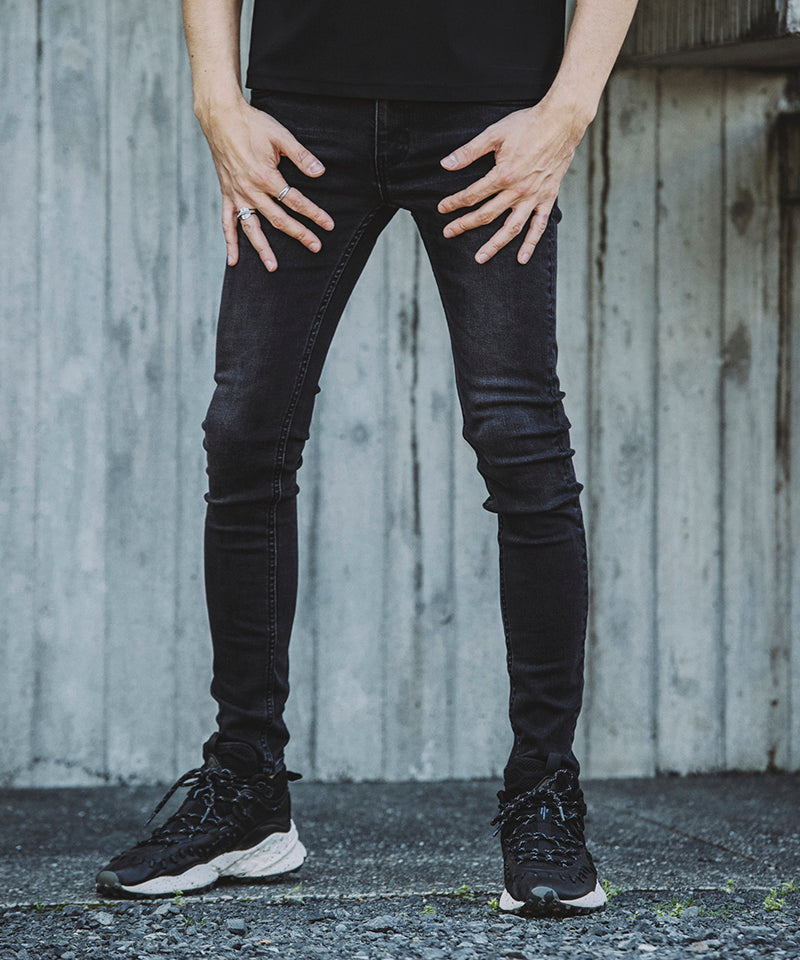 Ultimate stretch denim used skinny pants