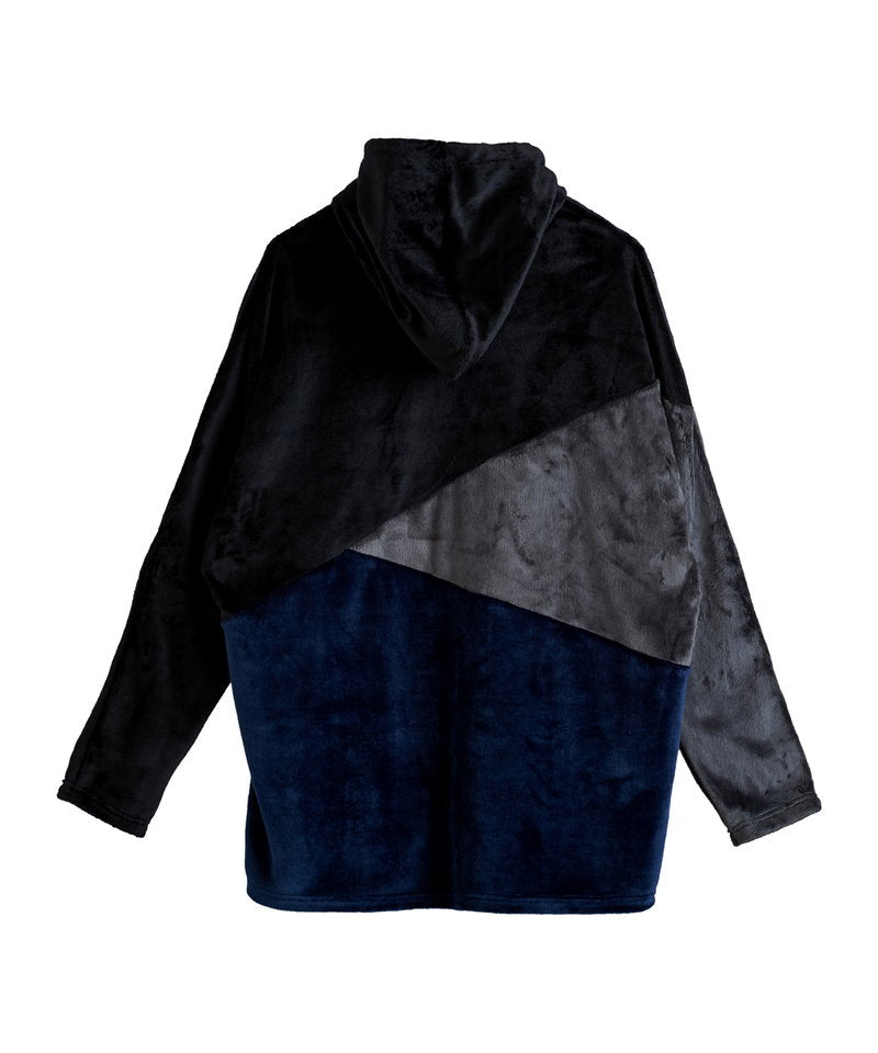 シャギーストレッチボリュームネックパーカ