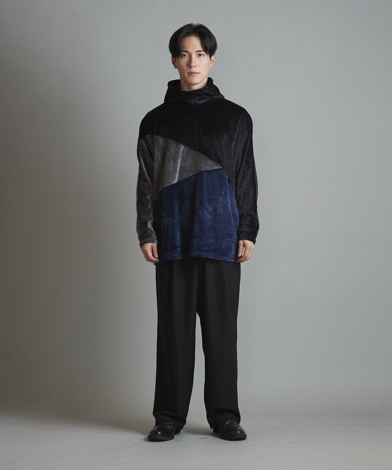 シャギーストレッチボリュームネックパーカ