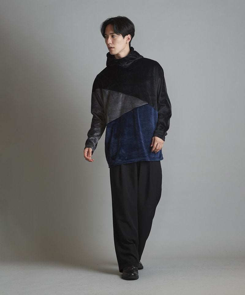 シャギーストレッチボリュームネックパーカ