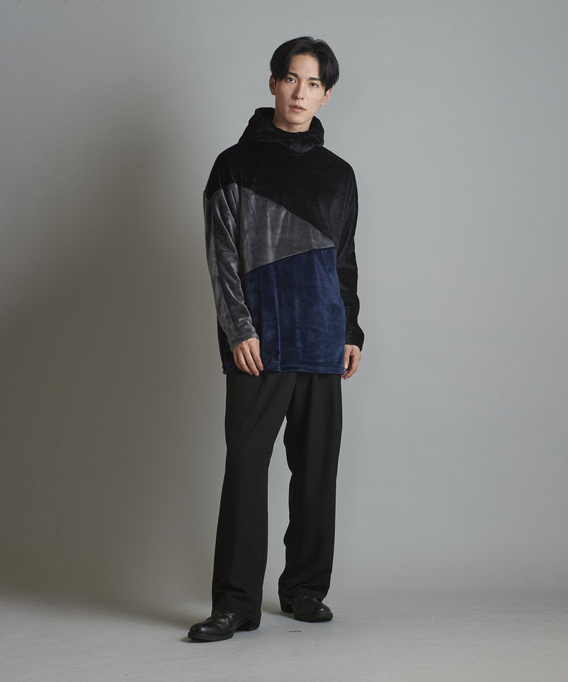 シャギーストレッチボリュームネックパーカ