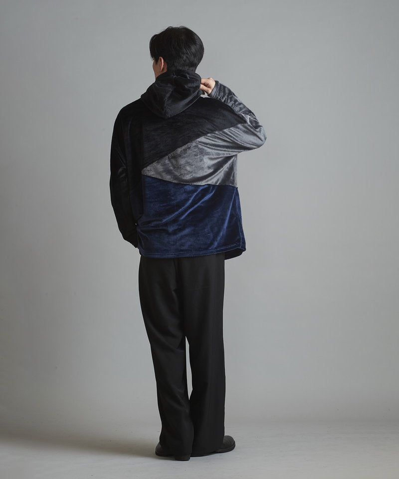 シャギーストレッチボリュームネックパーカ