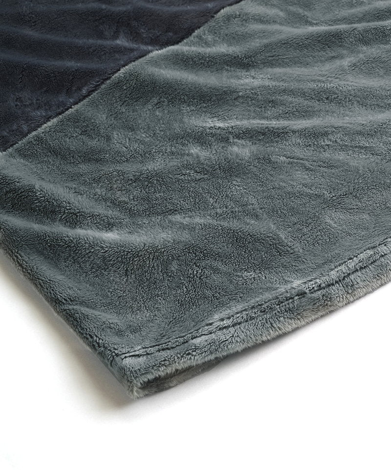 シャギーストレッチボリュームネックパーカ