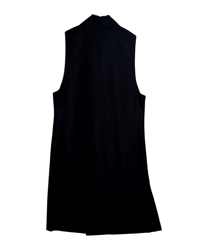 Sleeveless deep long jacket