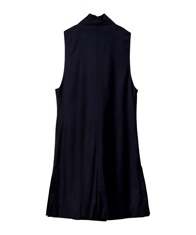 Sleeveless deep long jacket