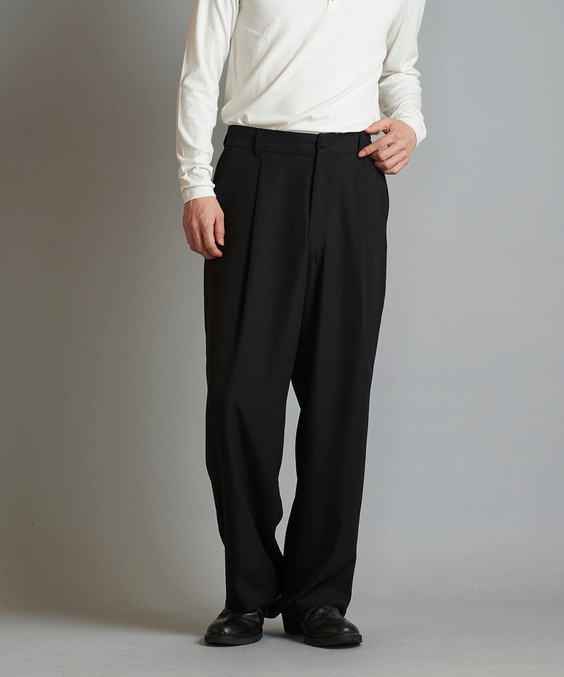 Easy Tuck Wide Trousers