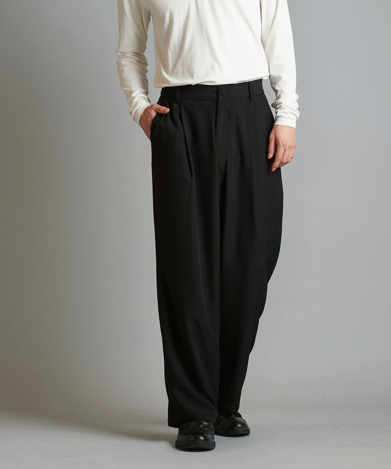 Easy Tuck Wide Trousers