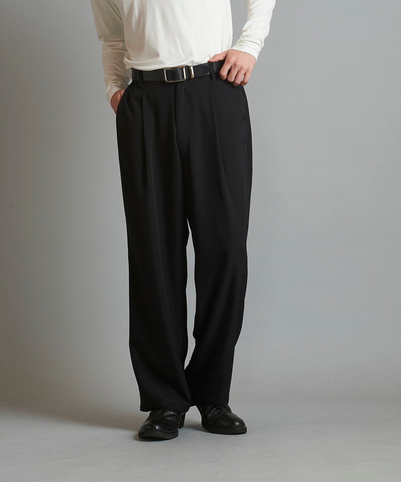 Easy Tuck Wide Trousers