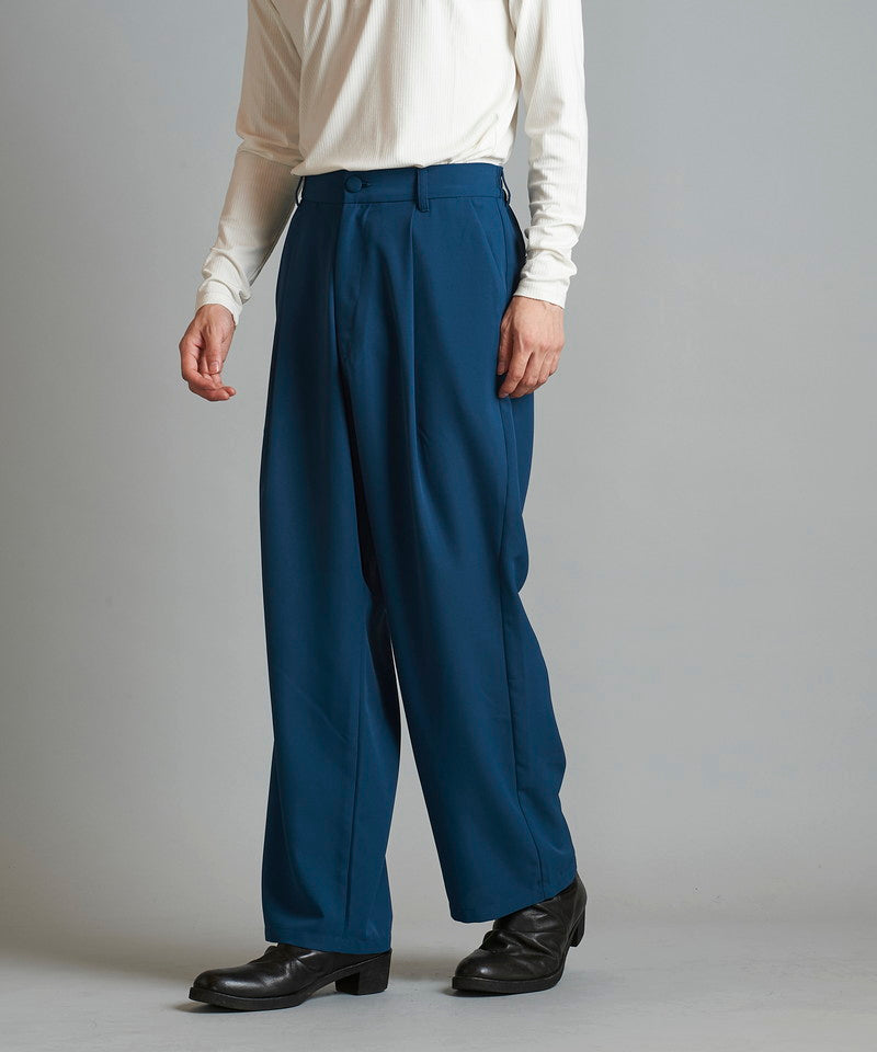 Easy Tuck Wide Trousers