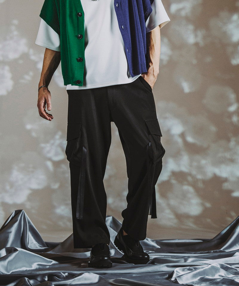 ワイドカーゴトラウザーズ