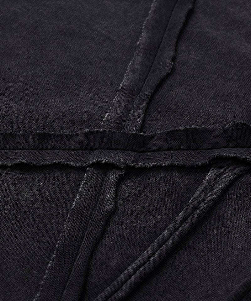 Random seam cut off C/N long sleeve T-shirt