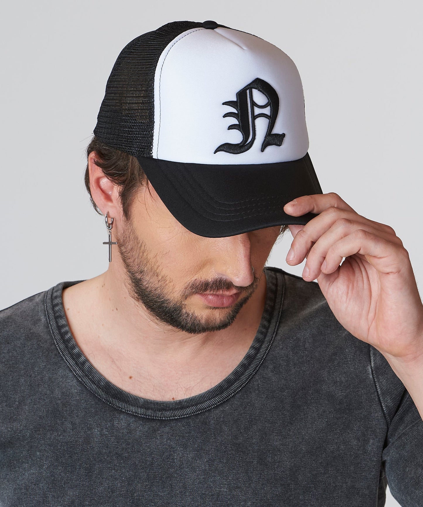 イニシャルエンブロイダリーCAP