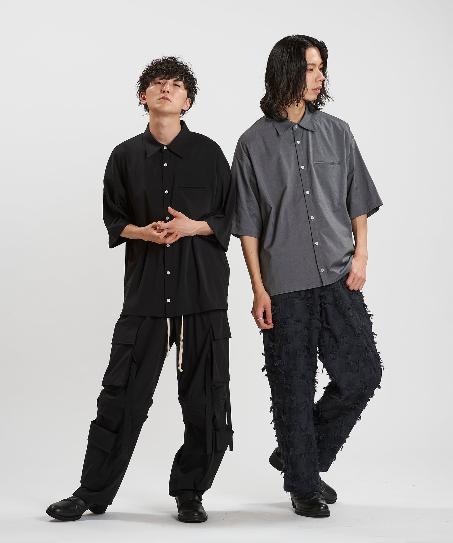 BLACK Model:H169cm / GRAY Model:H180cm