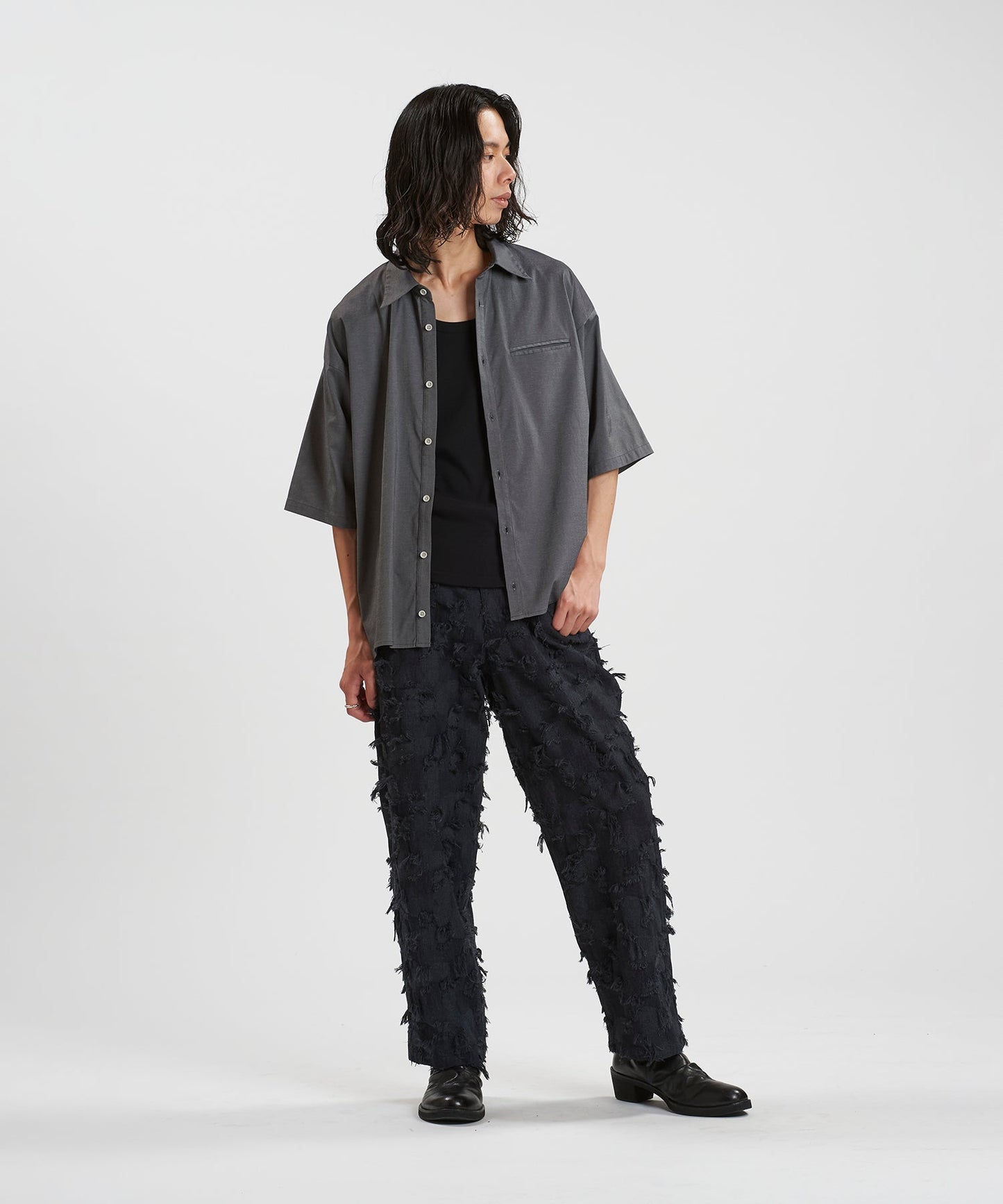 GRAY Model:H180cm