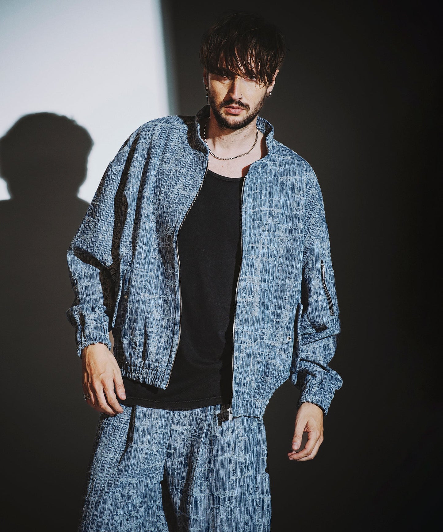 BLUE Model:H182cm