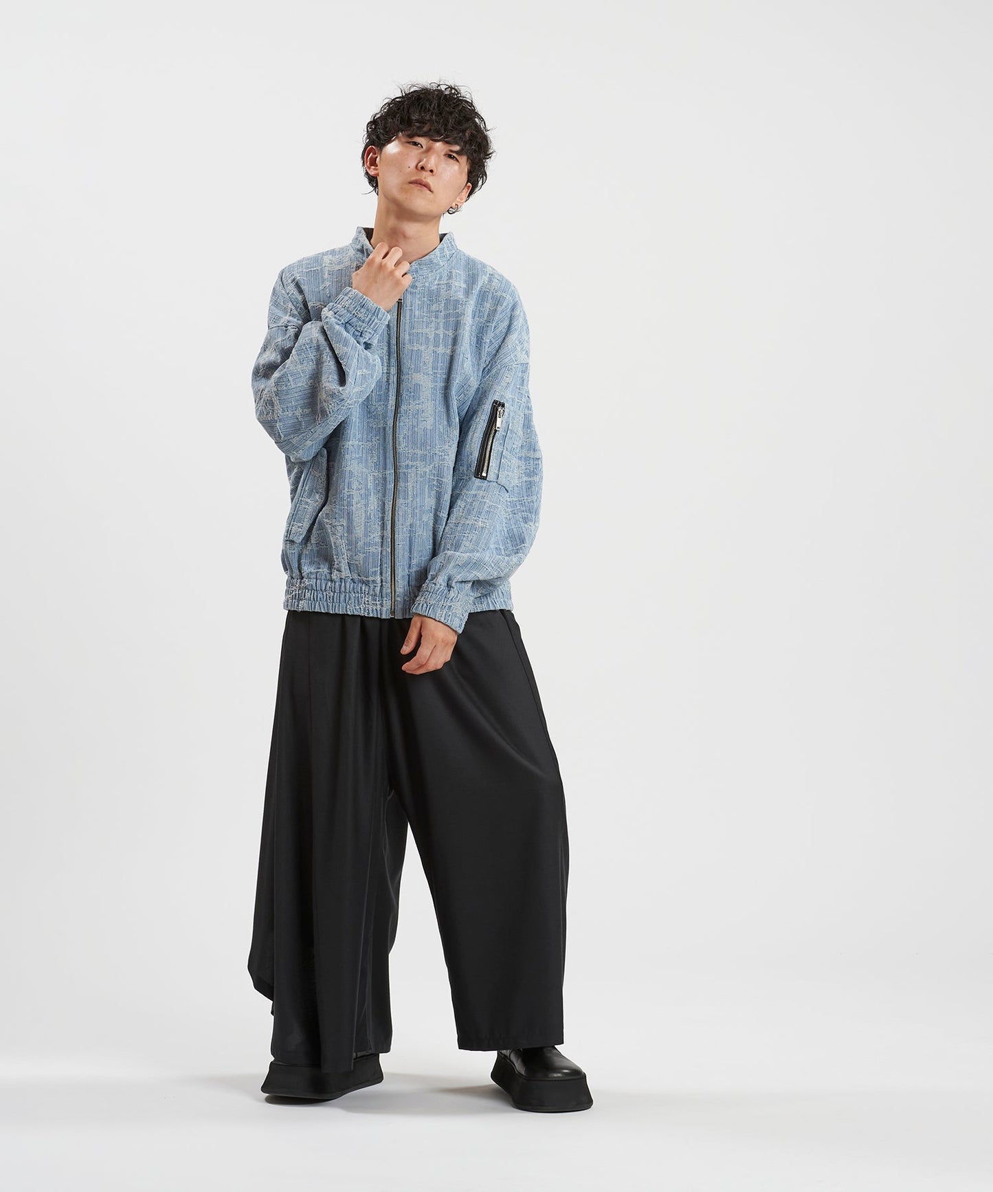 L.BLUE Model:H169cm
