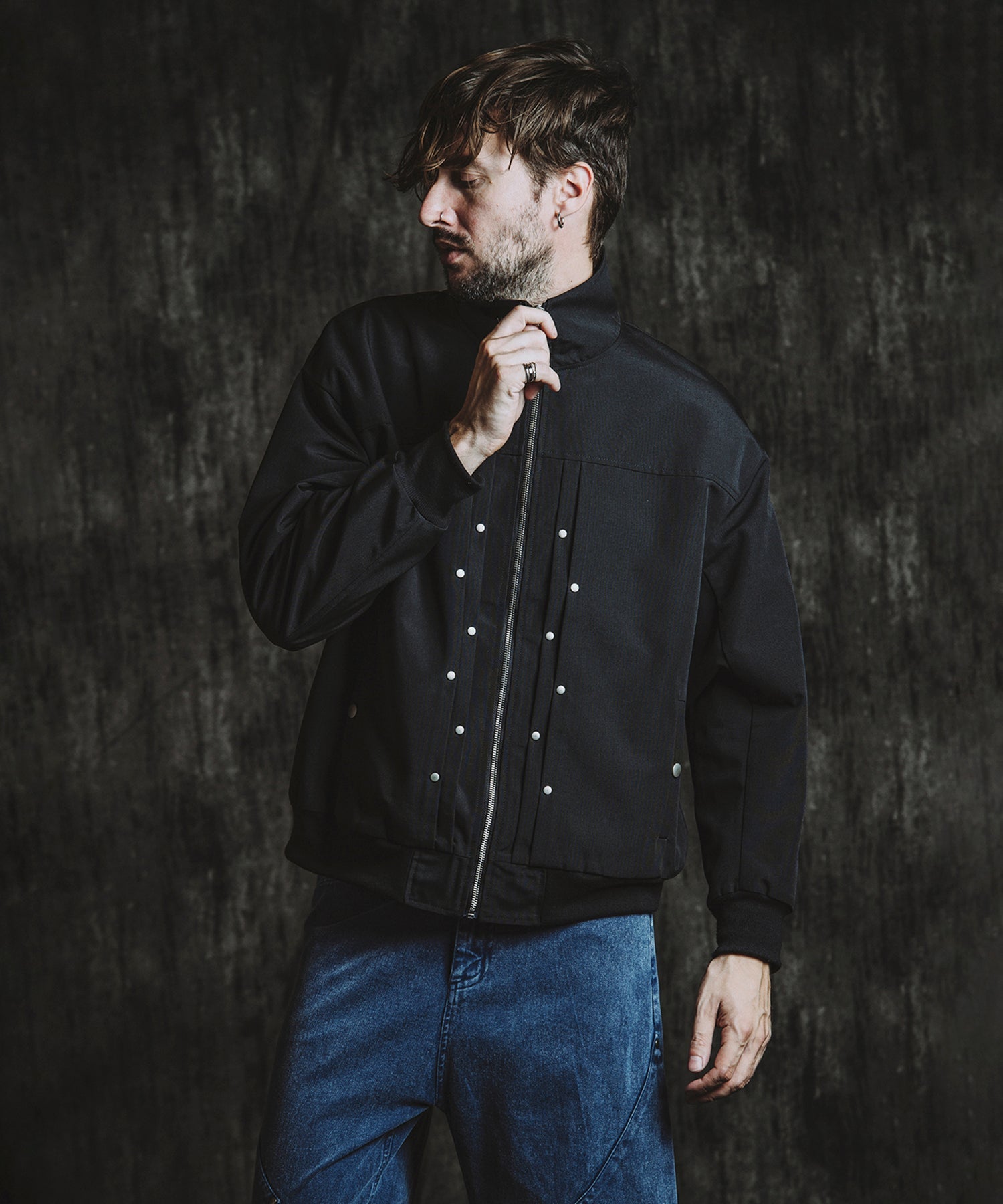 BLACK Model:H182cm