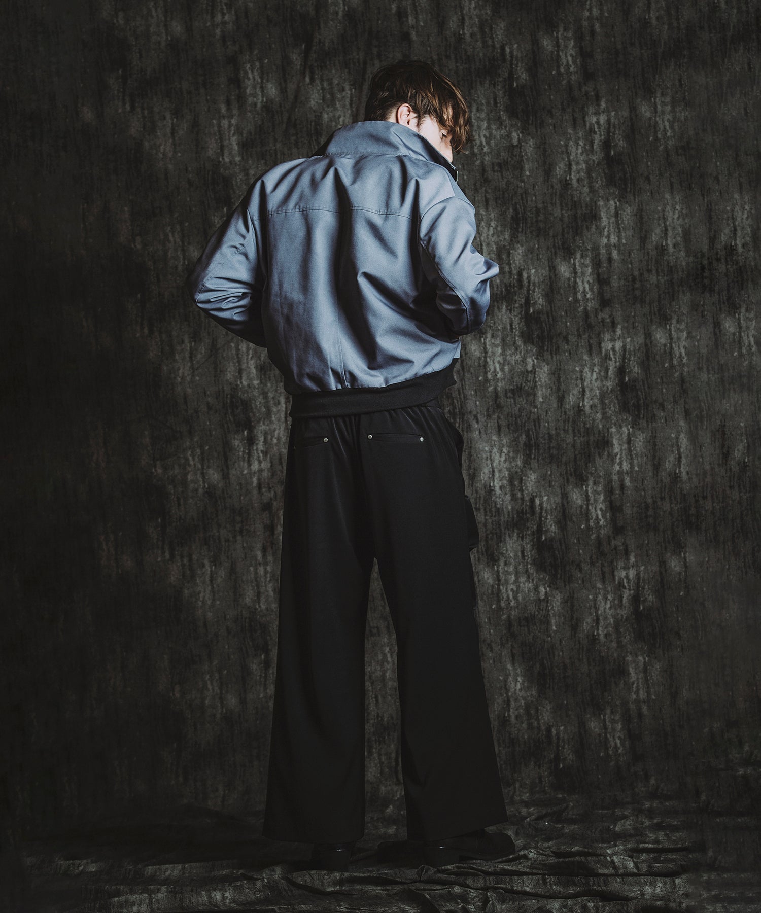 GRAY Model:H182cm