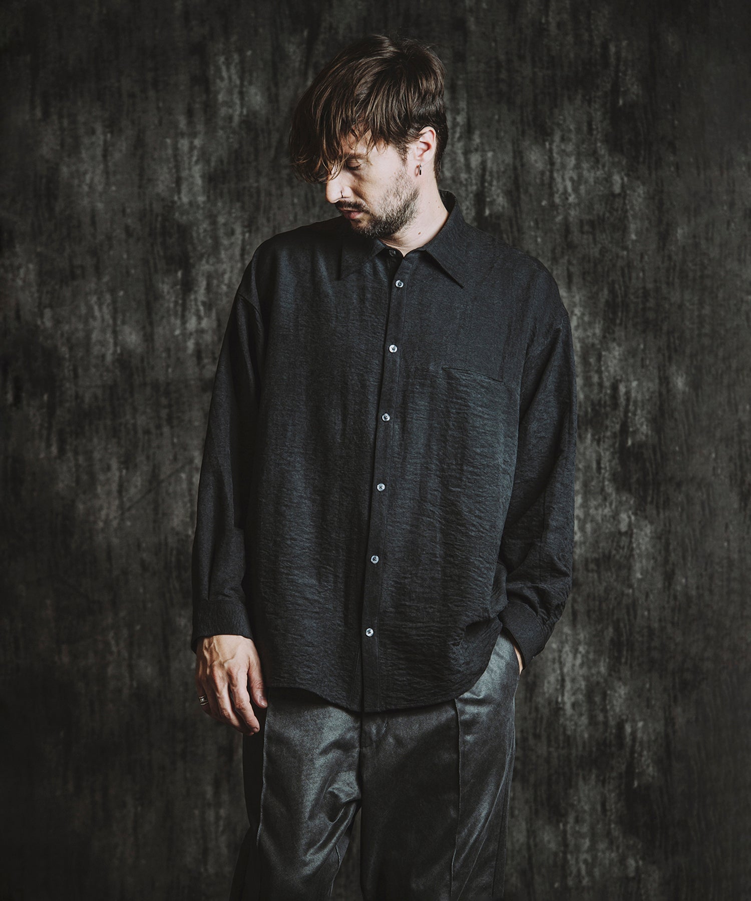 BLACK Model:H182cm