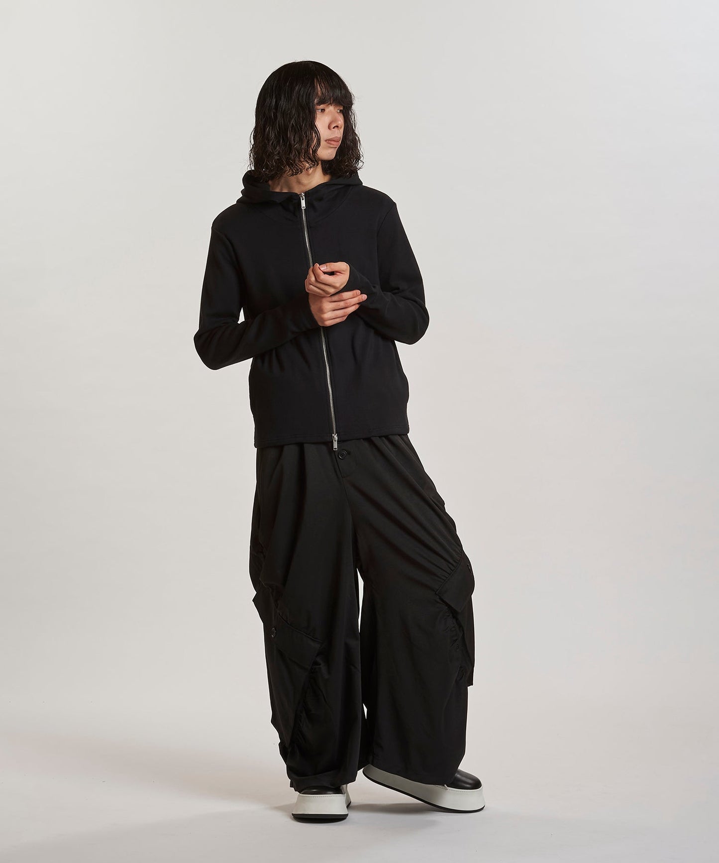 BLACK Model:H180cm
