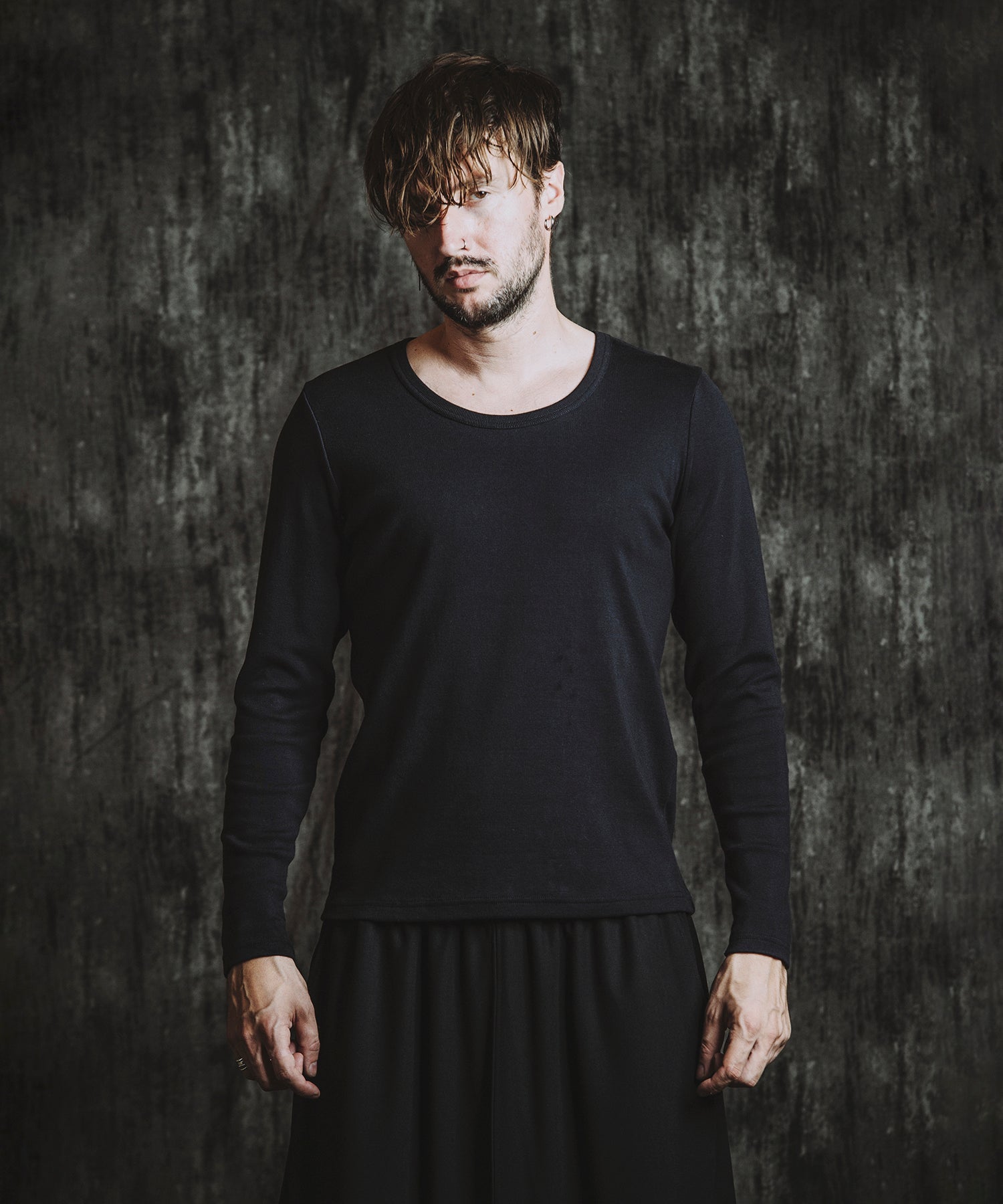 BLACK Model:H182cm