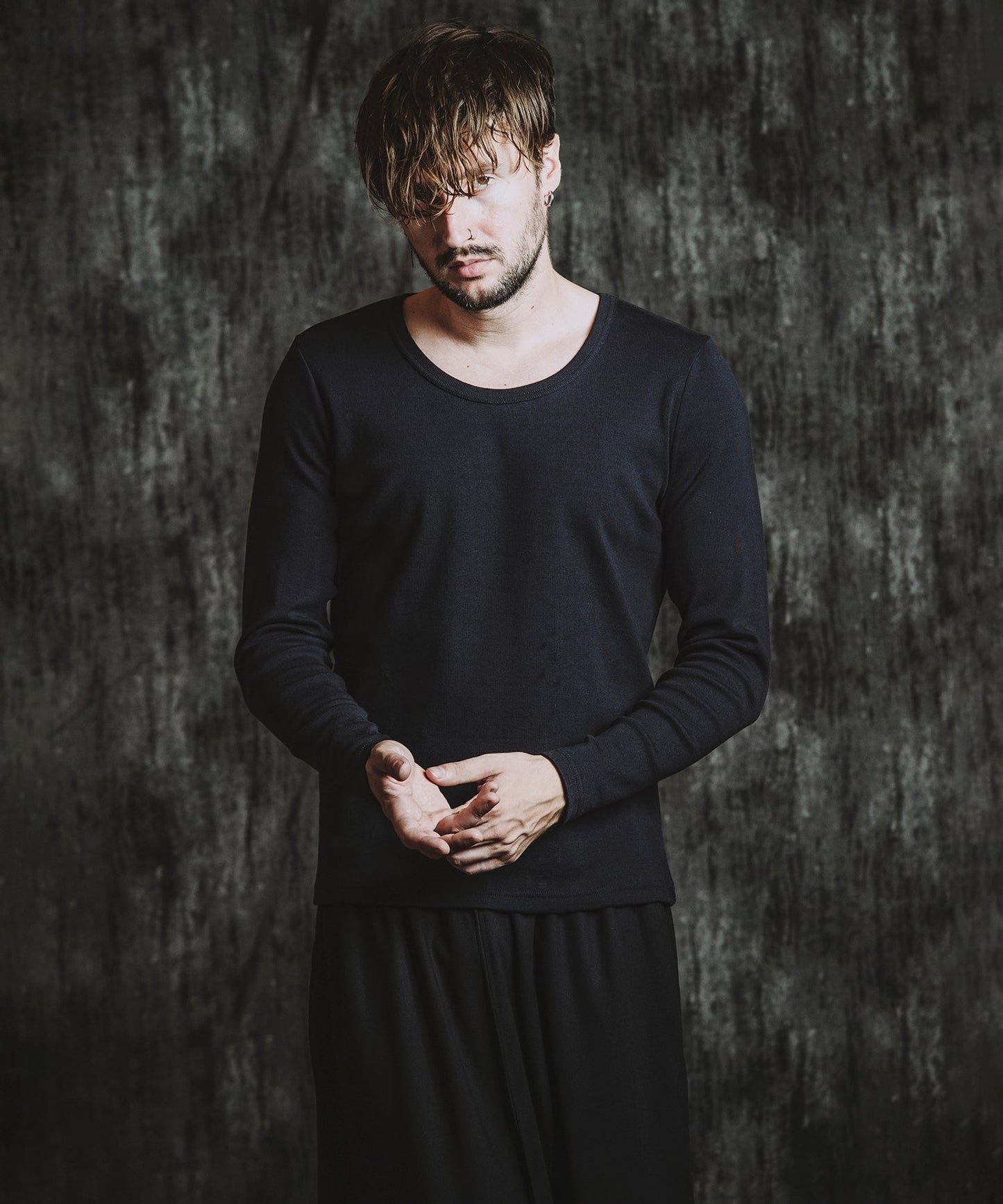 BLACK Model:H182cm