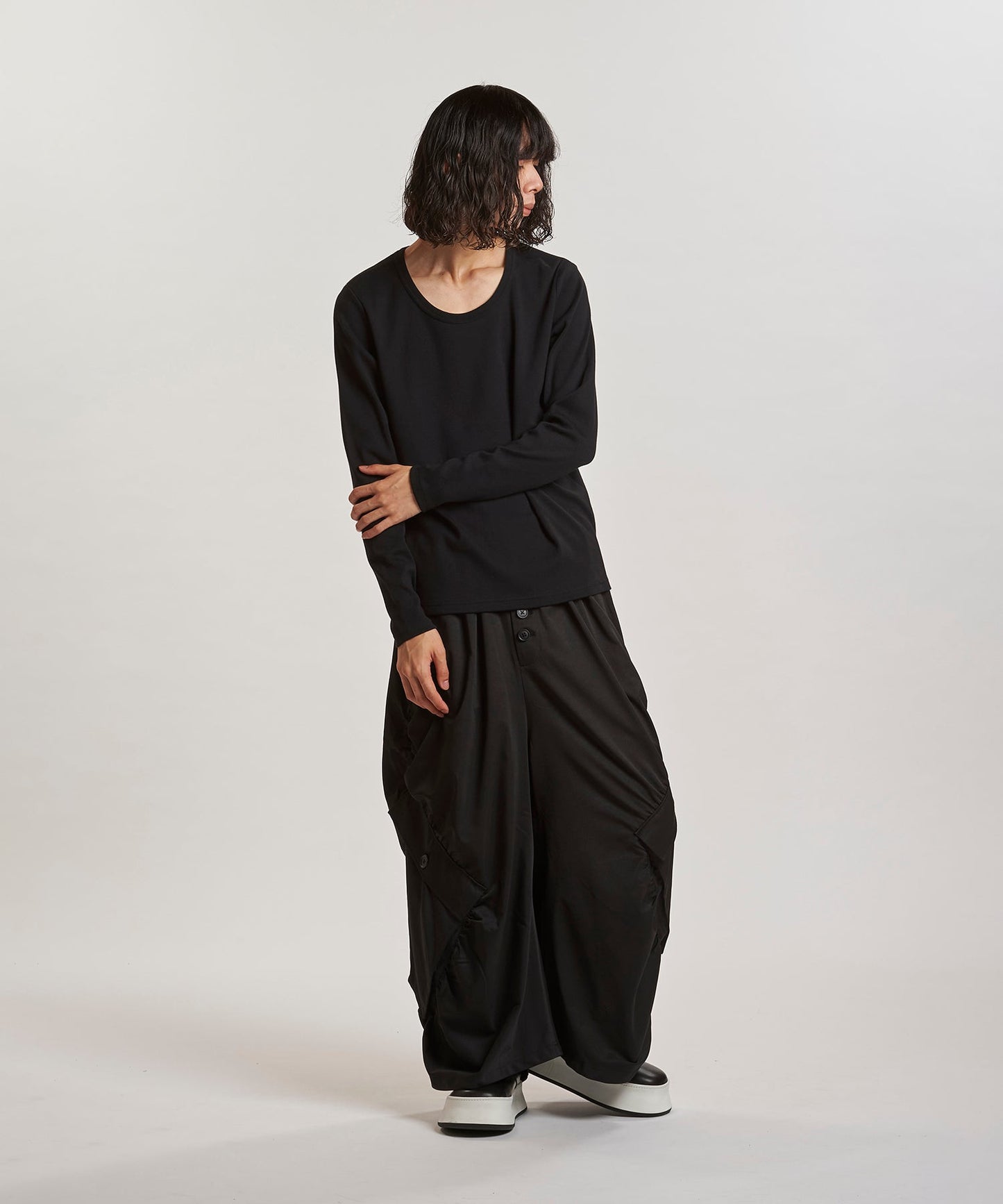 BLACK Model:H180cm
