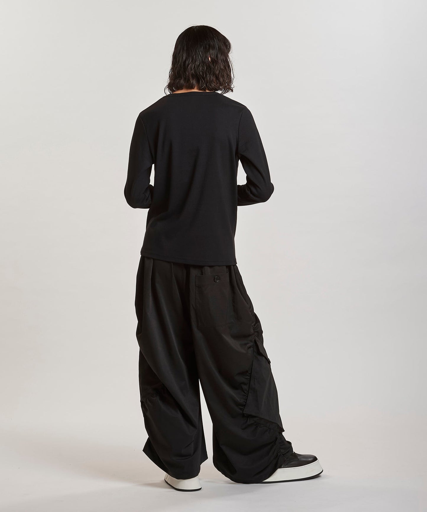 BLACK Model:H180cm