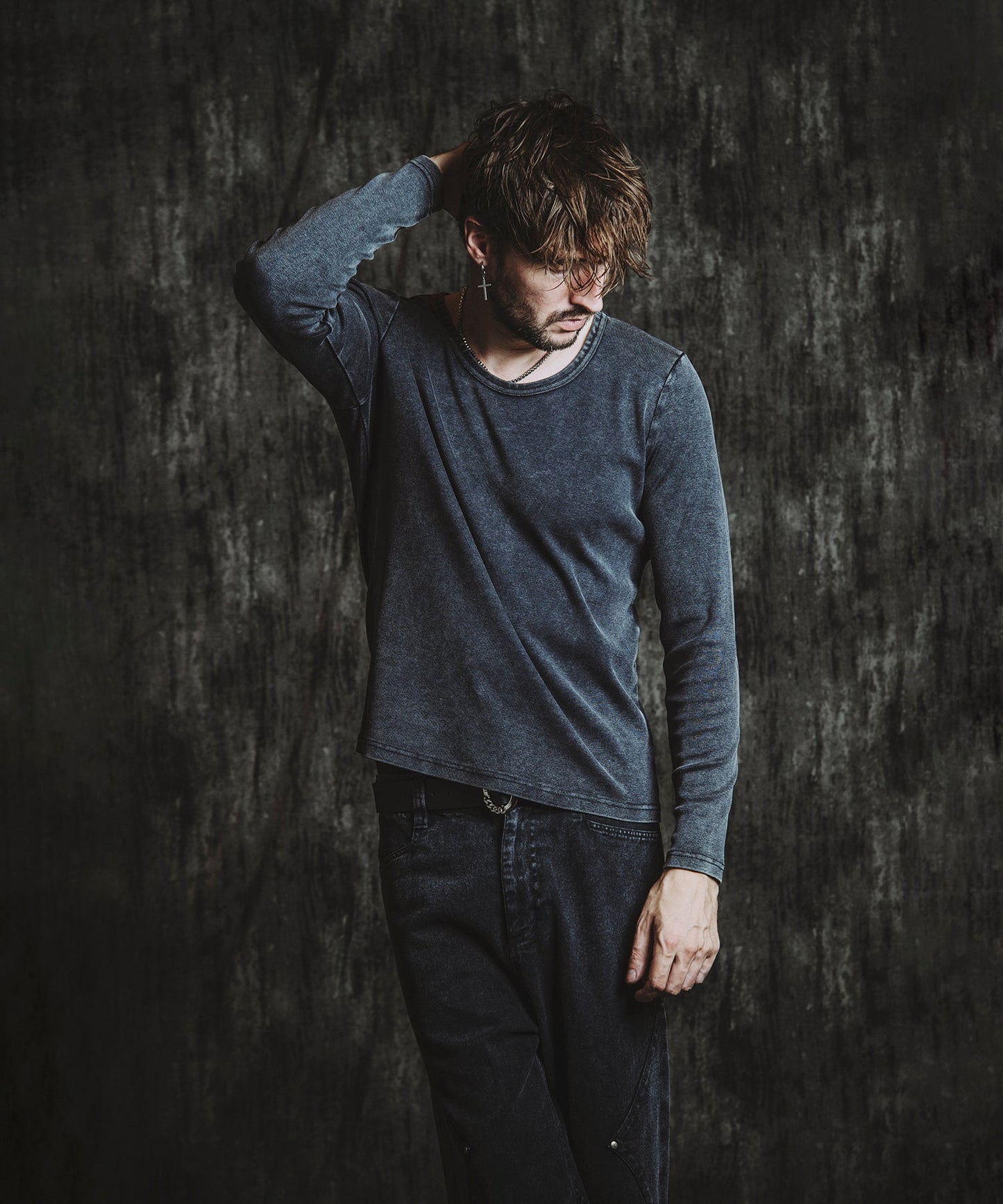 GRAY Model:H182cm
