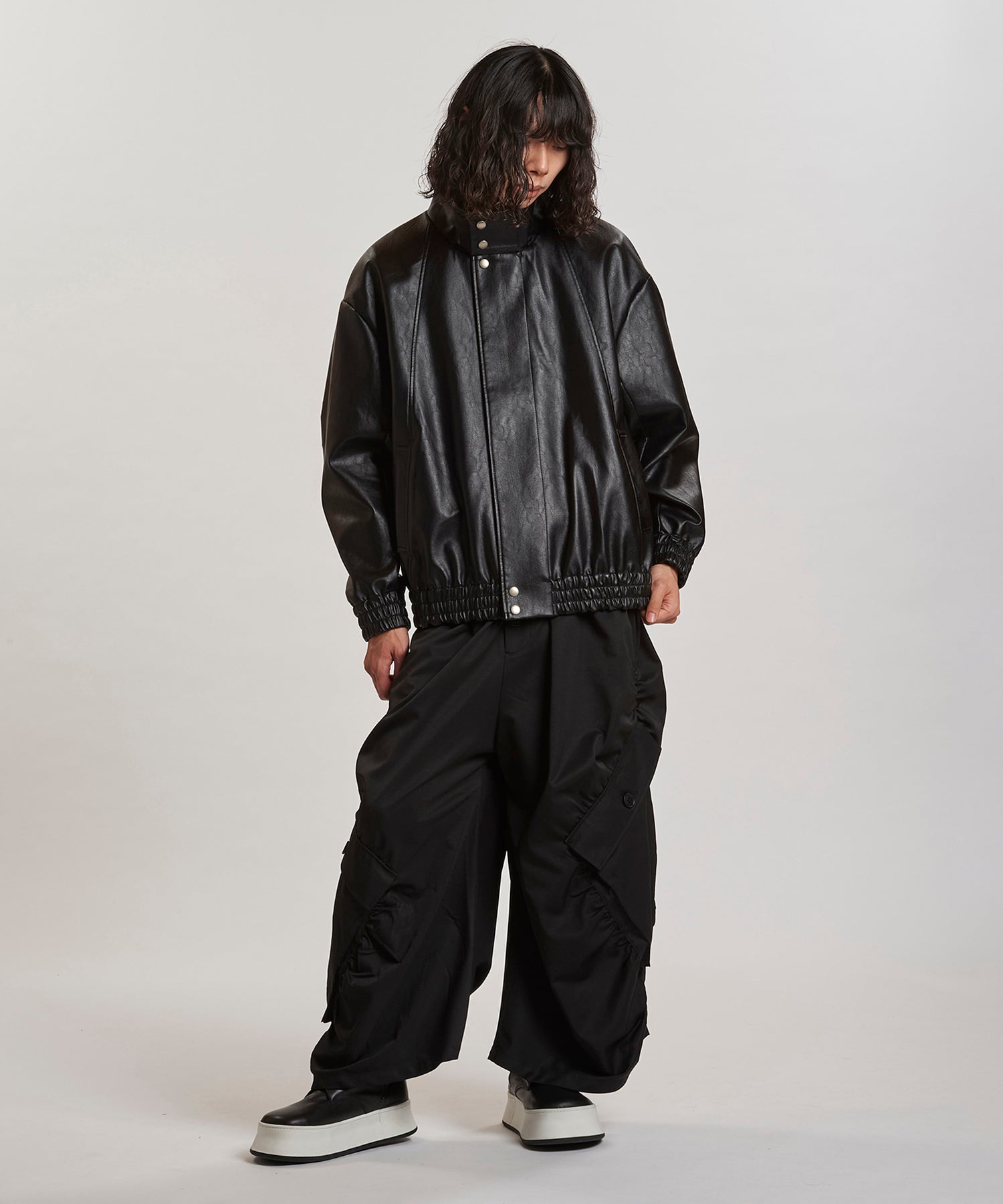BLACK Model:H180cm