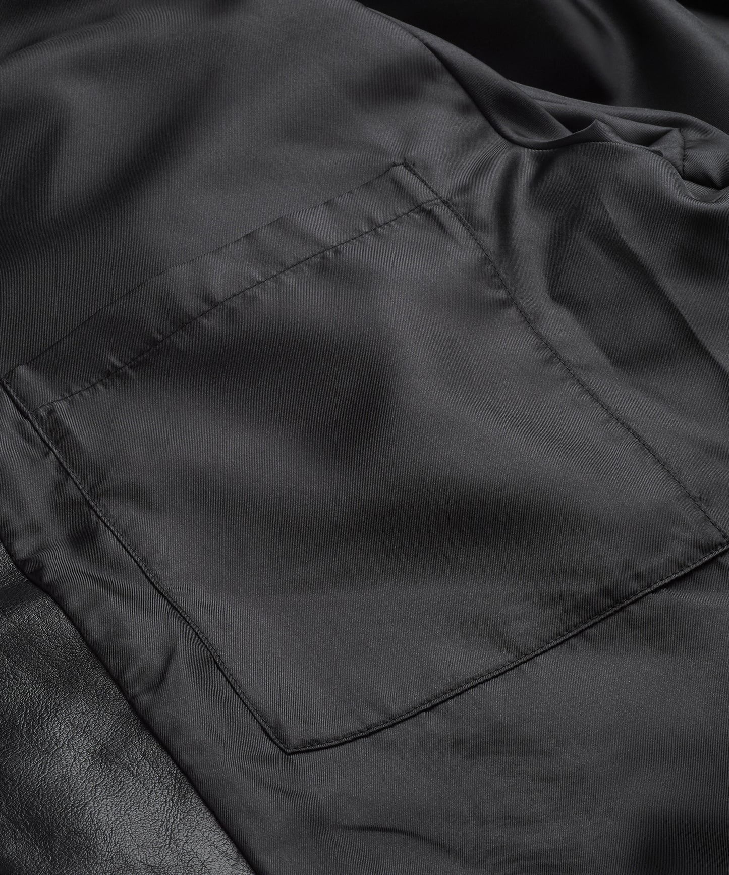 シンセティックレザーZIP BIG-BLZ