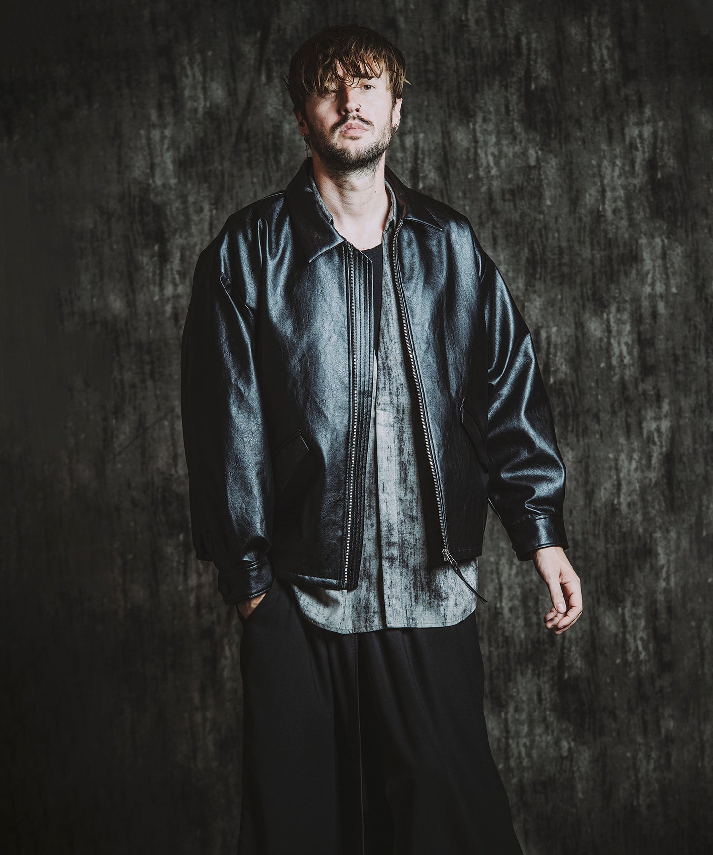 シンセティックレザーZIP BIG-BLZ