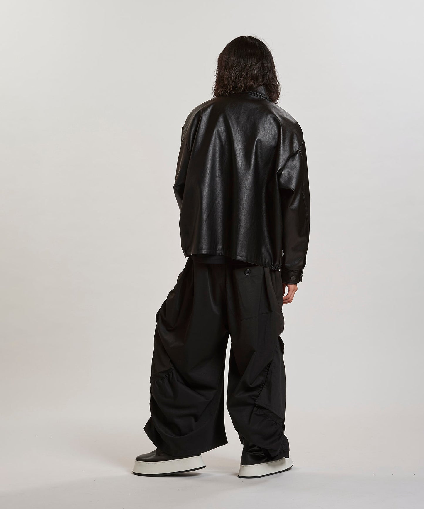 BLACK Model:H180cm
