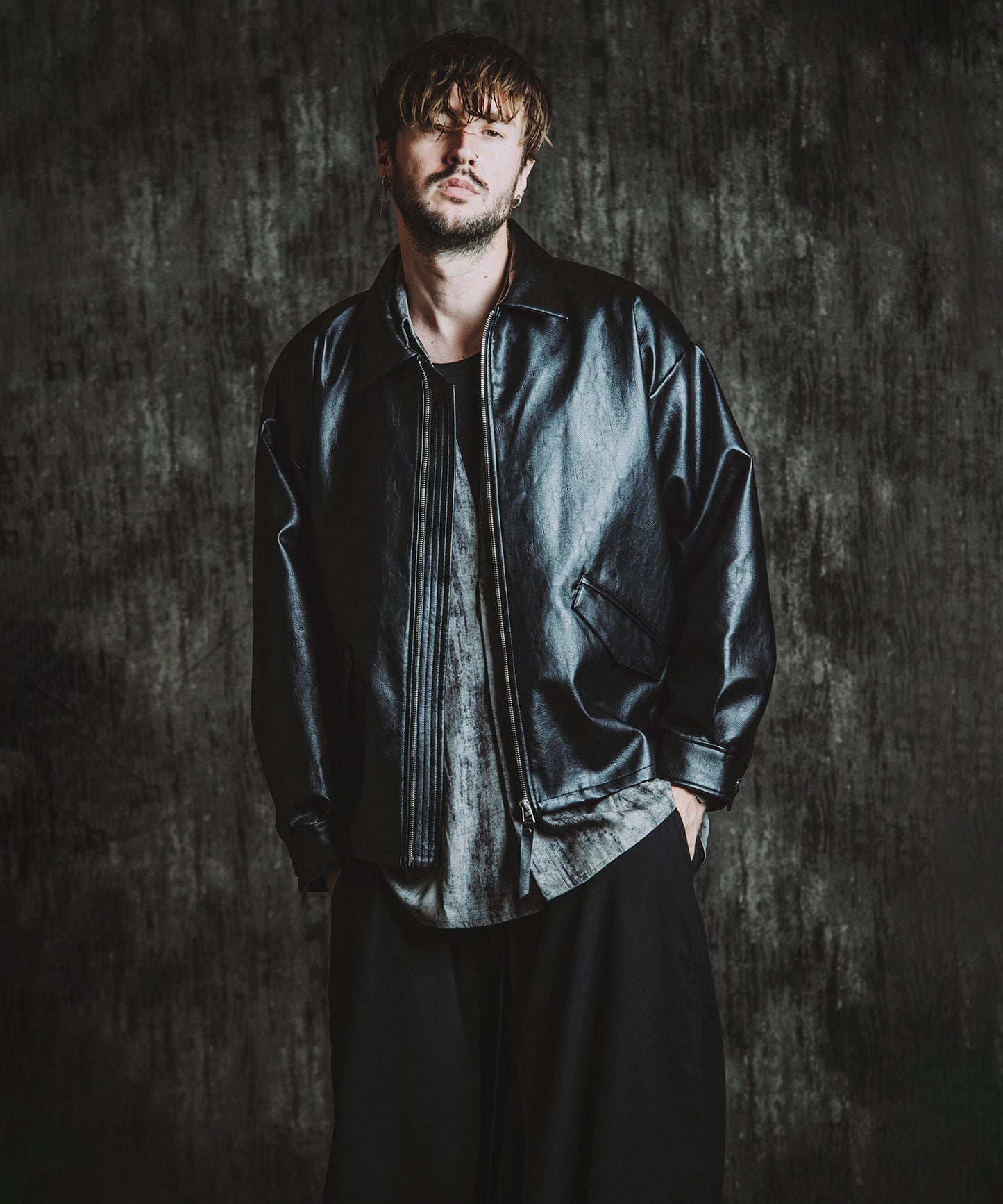 シンセティックレザーZIP BIG-BLZ