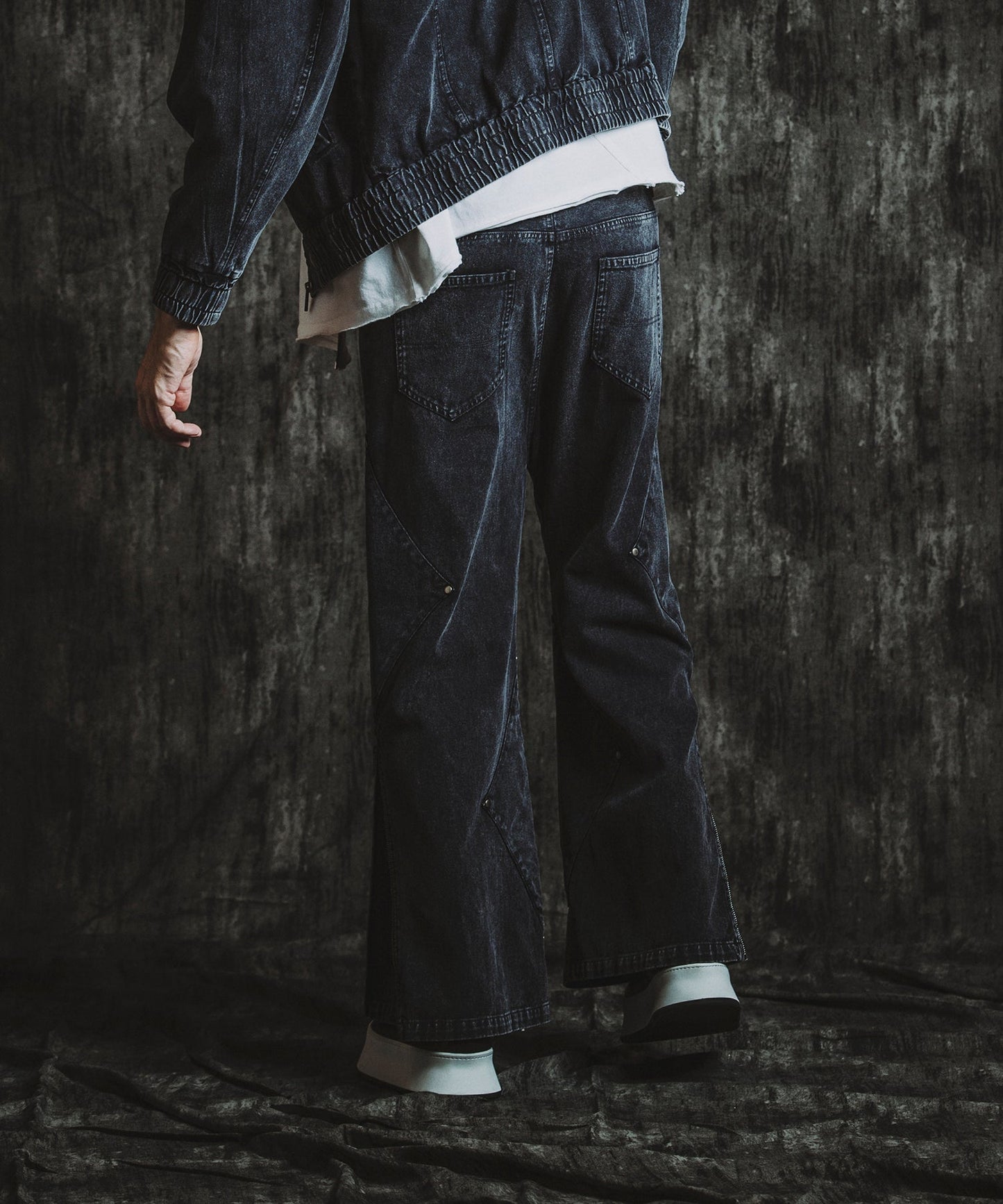 GRAY Model:H182cm