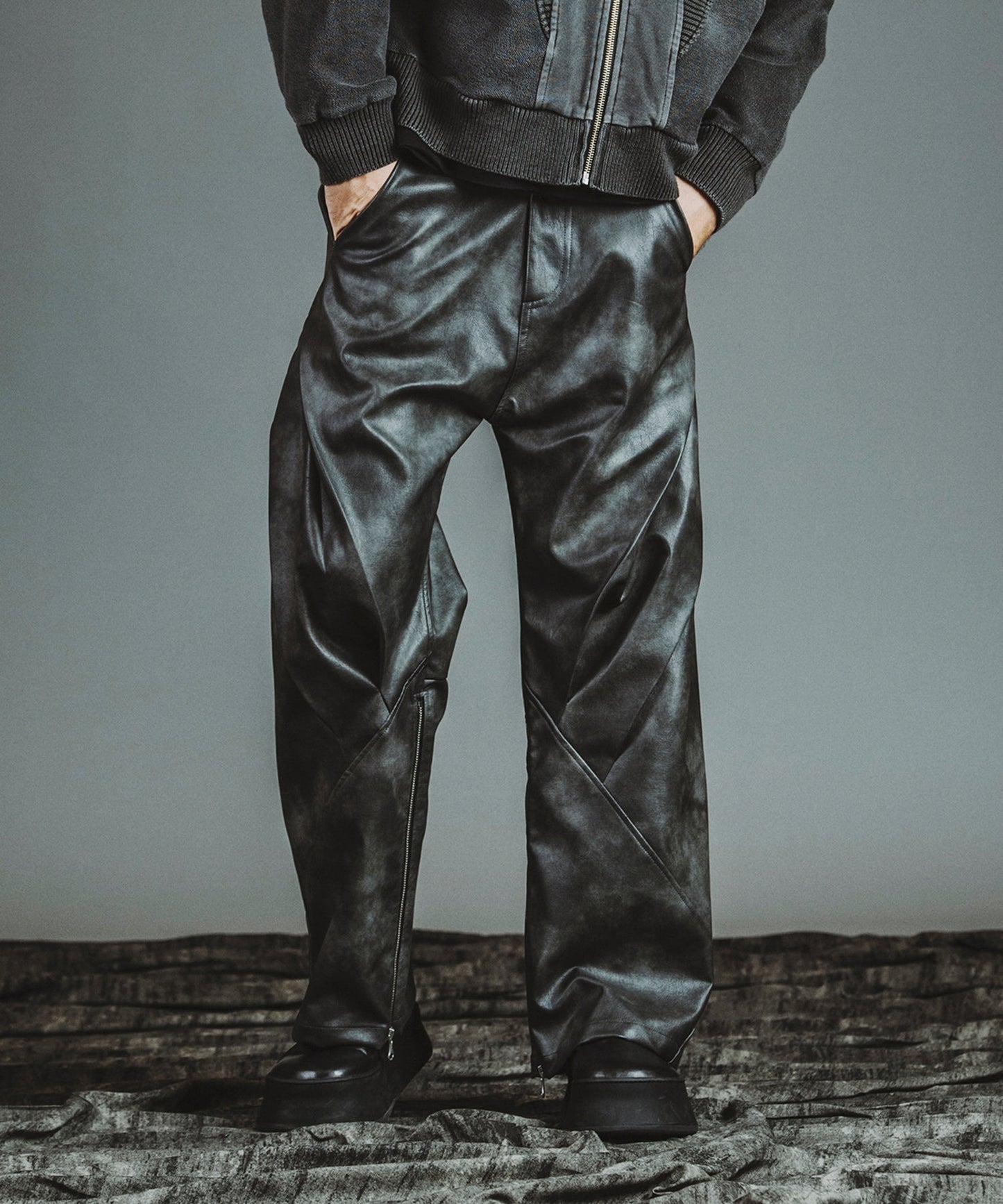 GRAY Model:H182cm