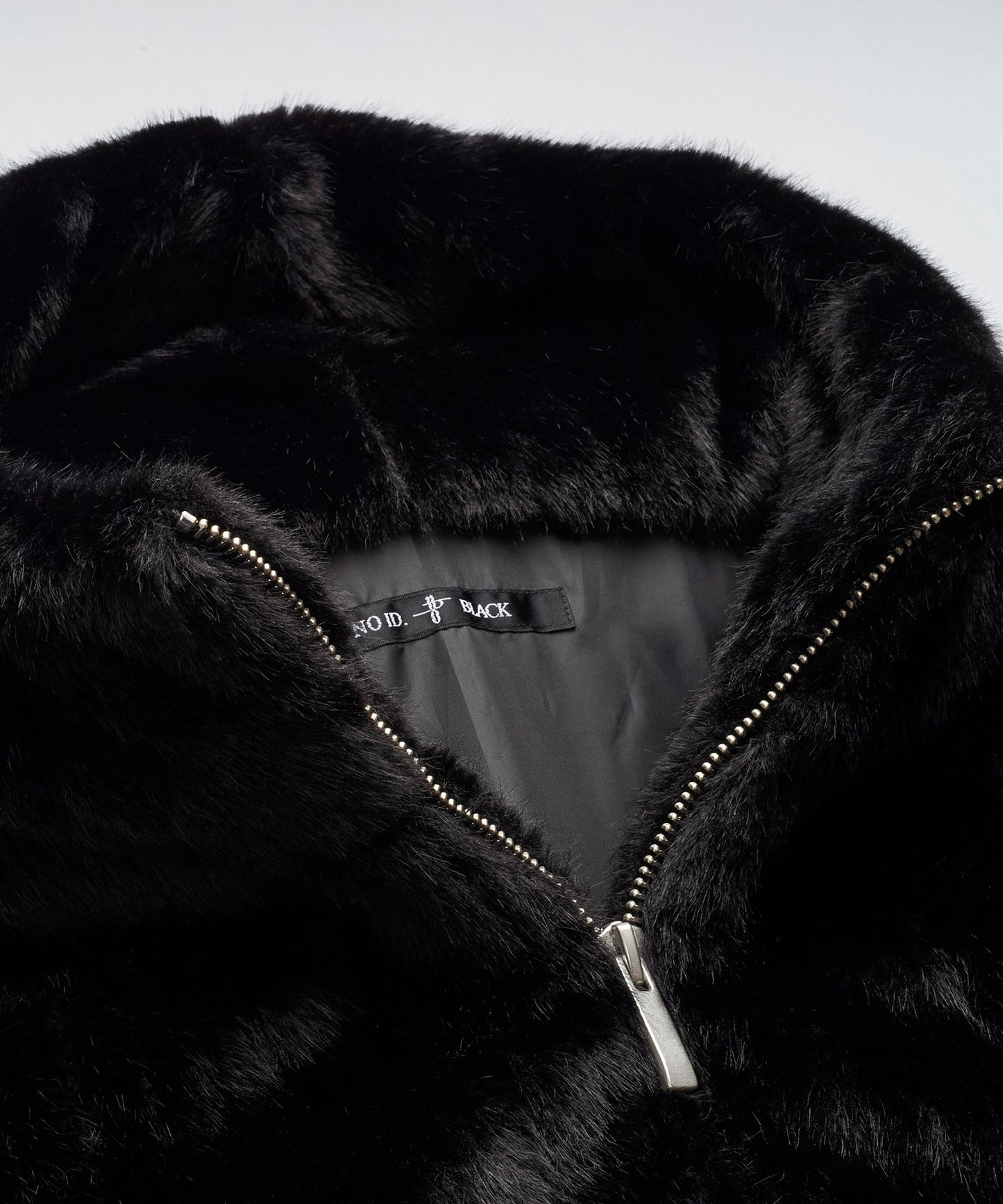 フェイクファーBIGフーデッドBLZ