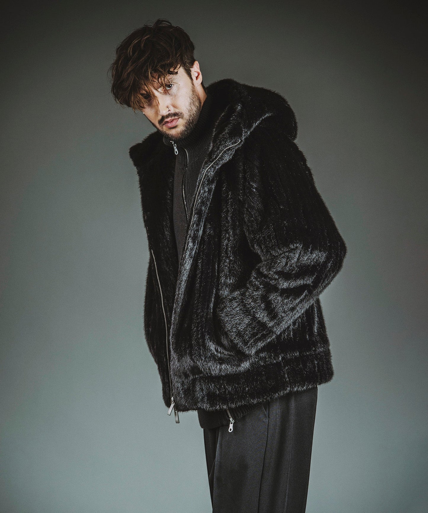 ストライプ Model:H182cm