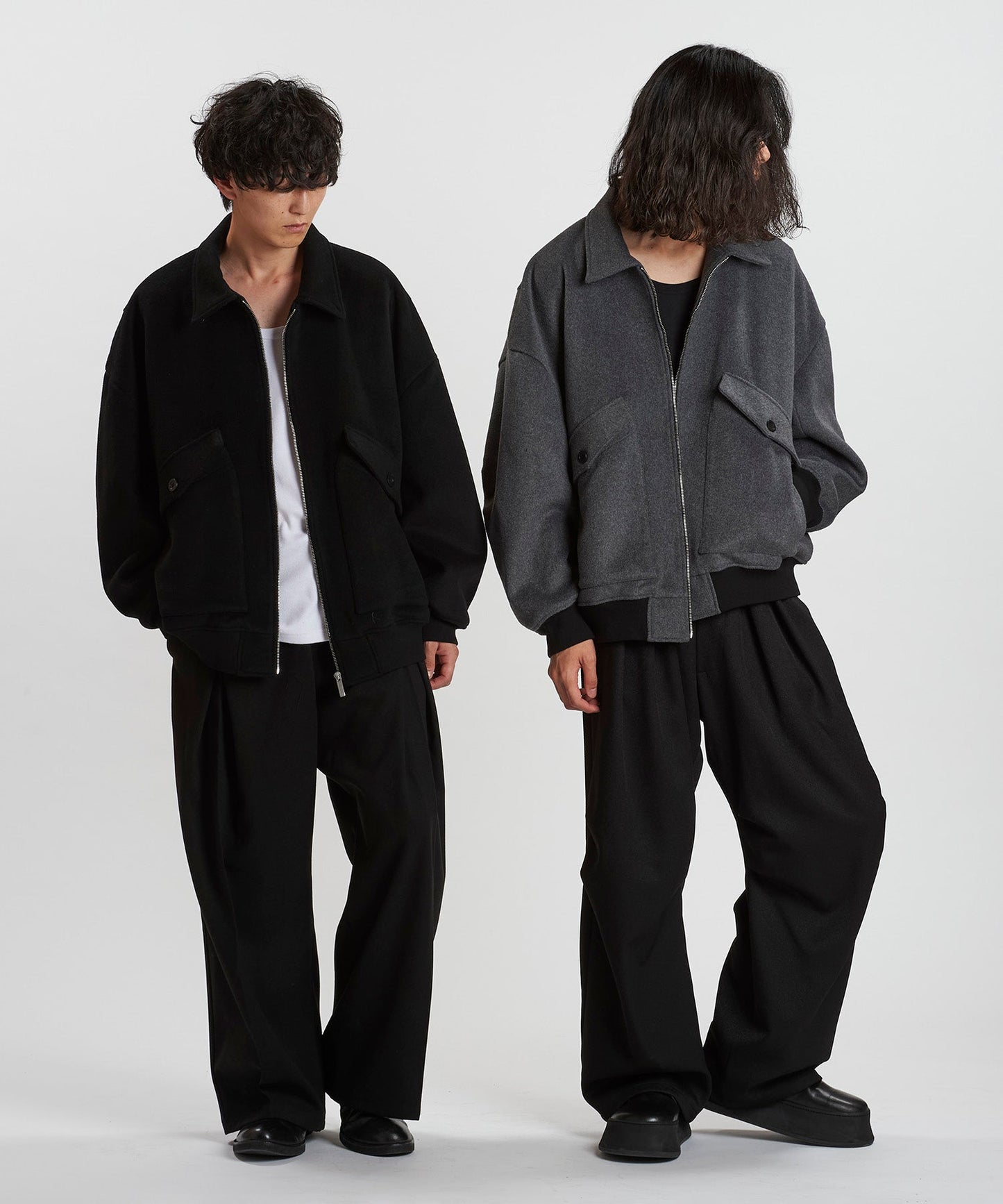 BLACK Model:H169cm / GRAY Model:H180cm