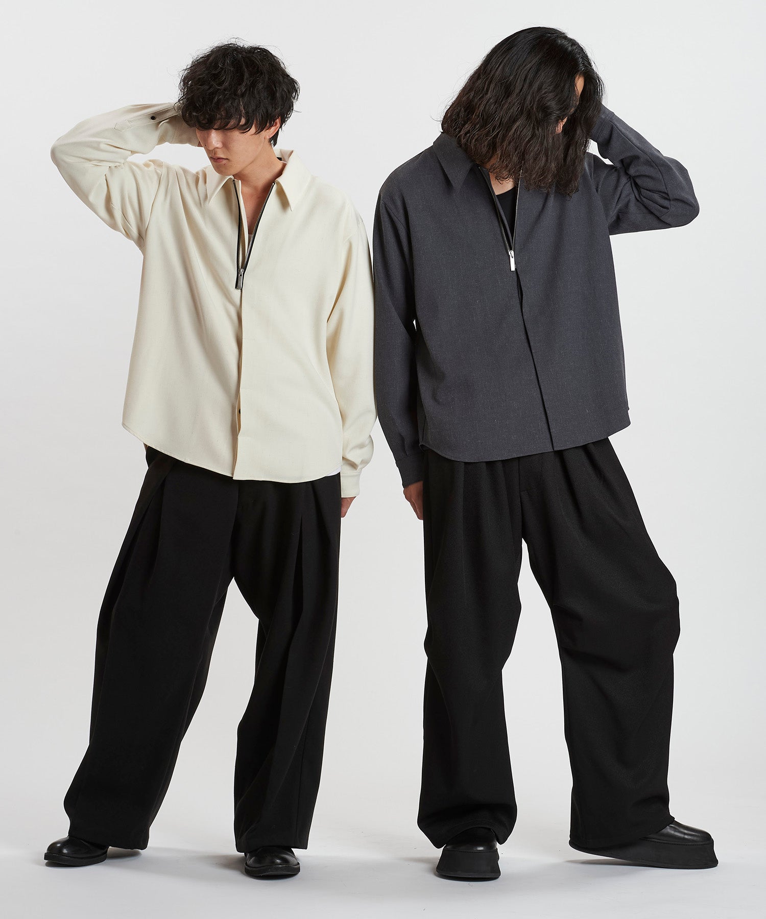 WHITE Model:H169cm / GRAY Model:H180cm