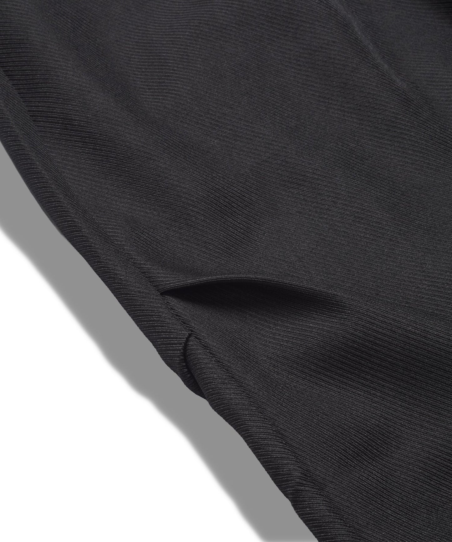 ワイドレッグタックトラウザース