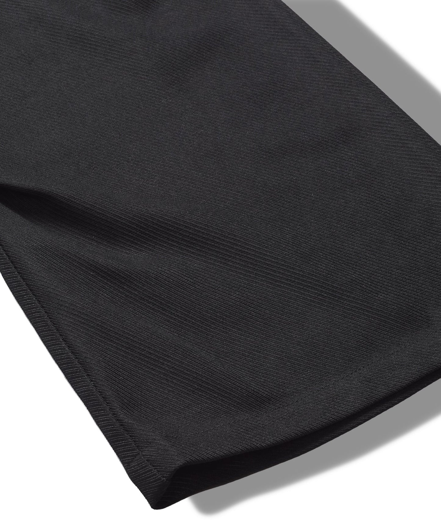 ワイドレッグタックトラウザース