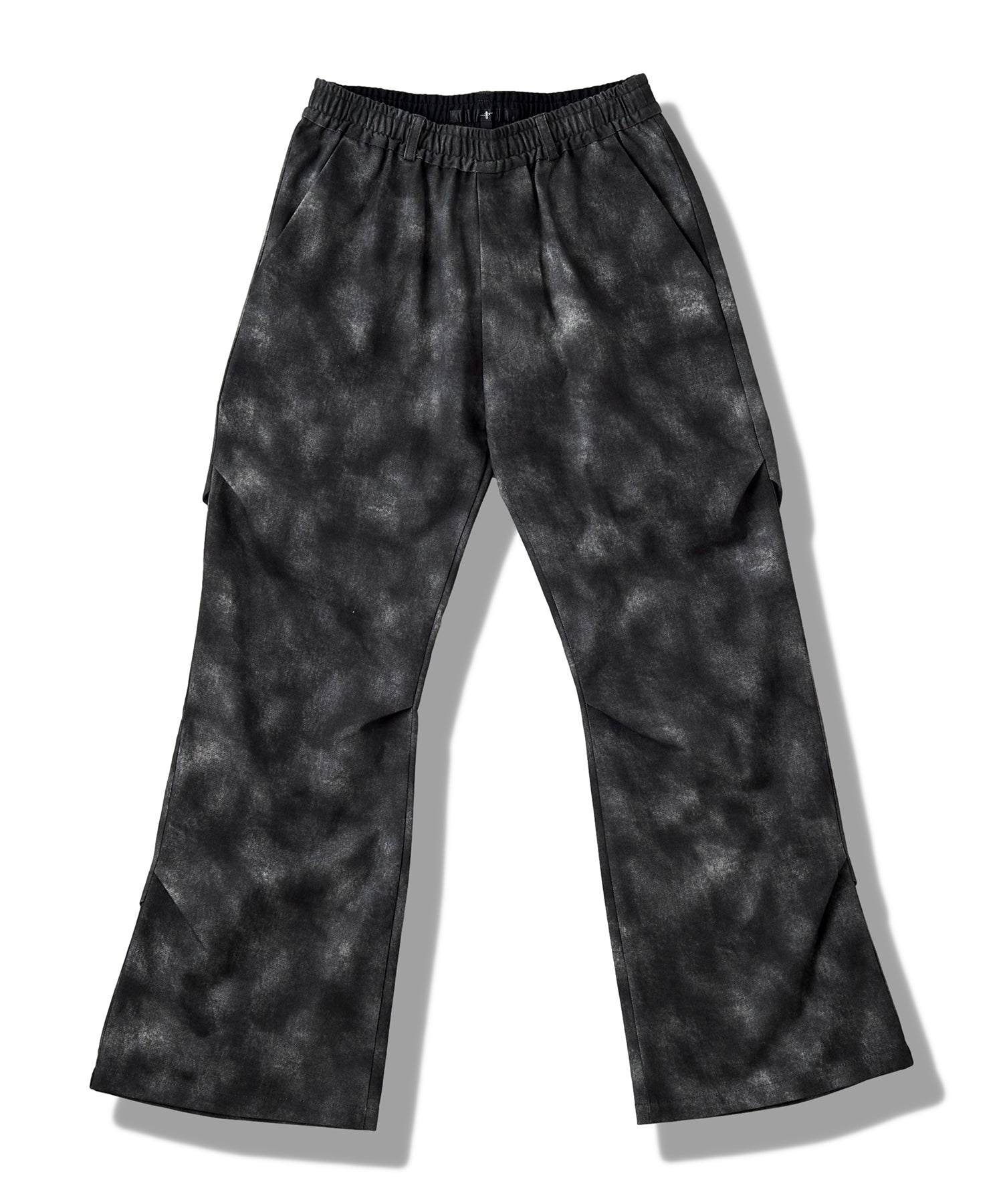 ワイドレッグタックトラウザース