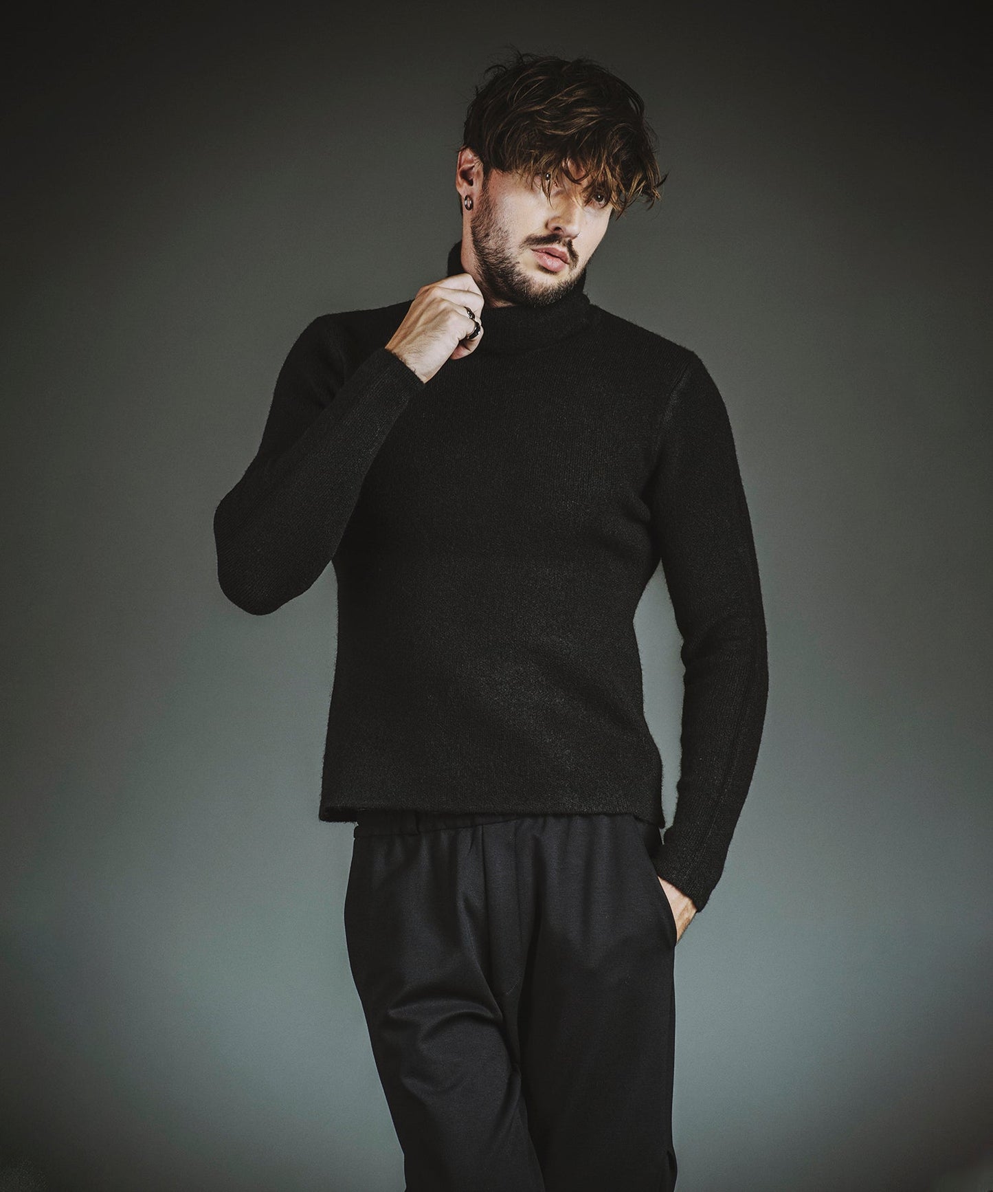 BLACK Model:H182cm