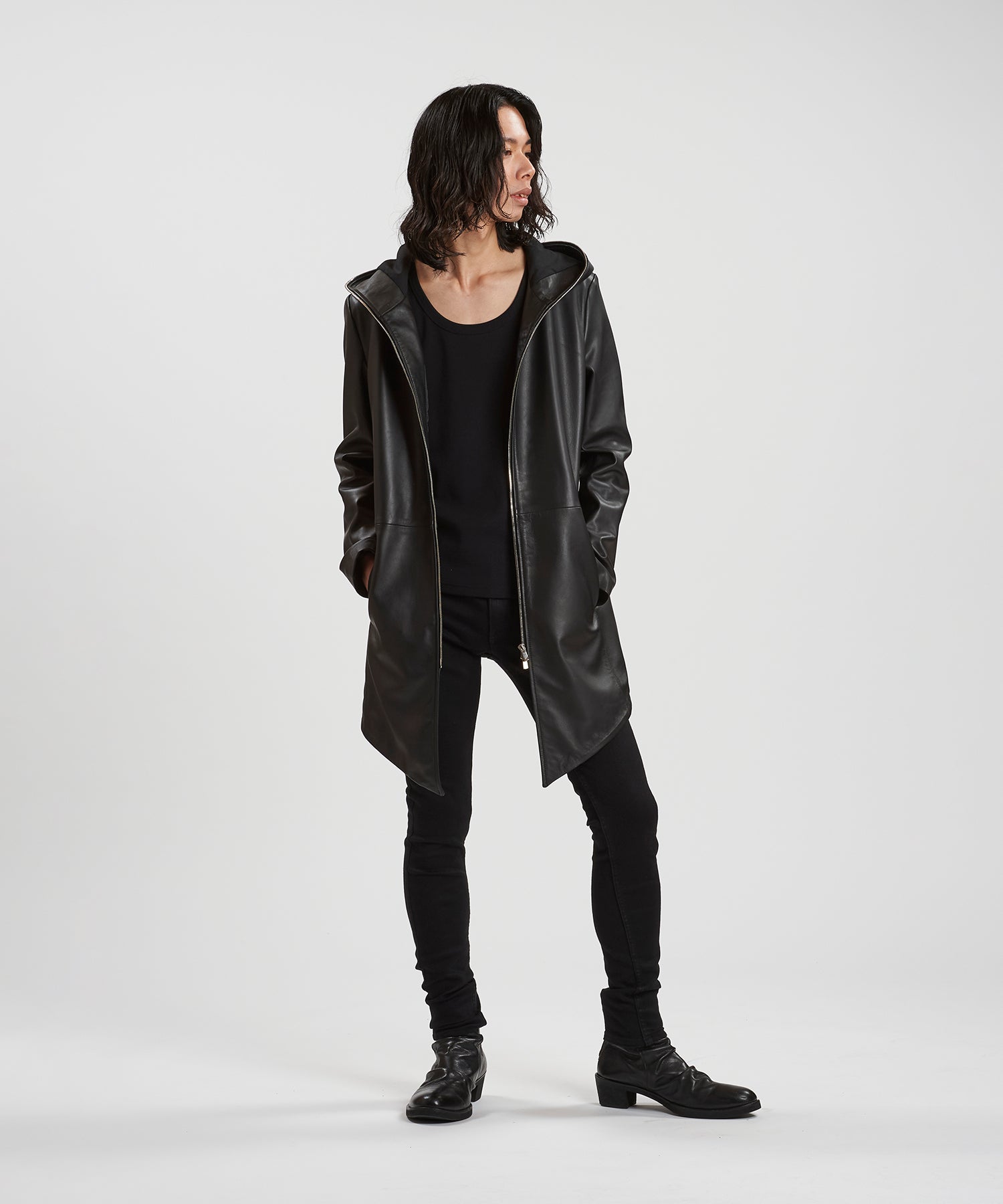 BLACK Model:H180cm