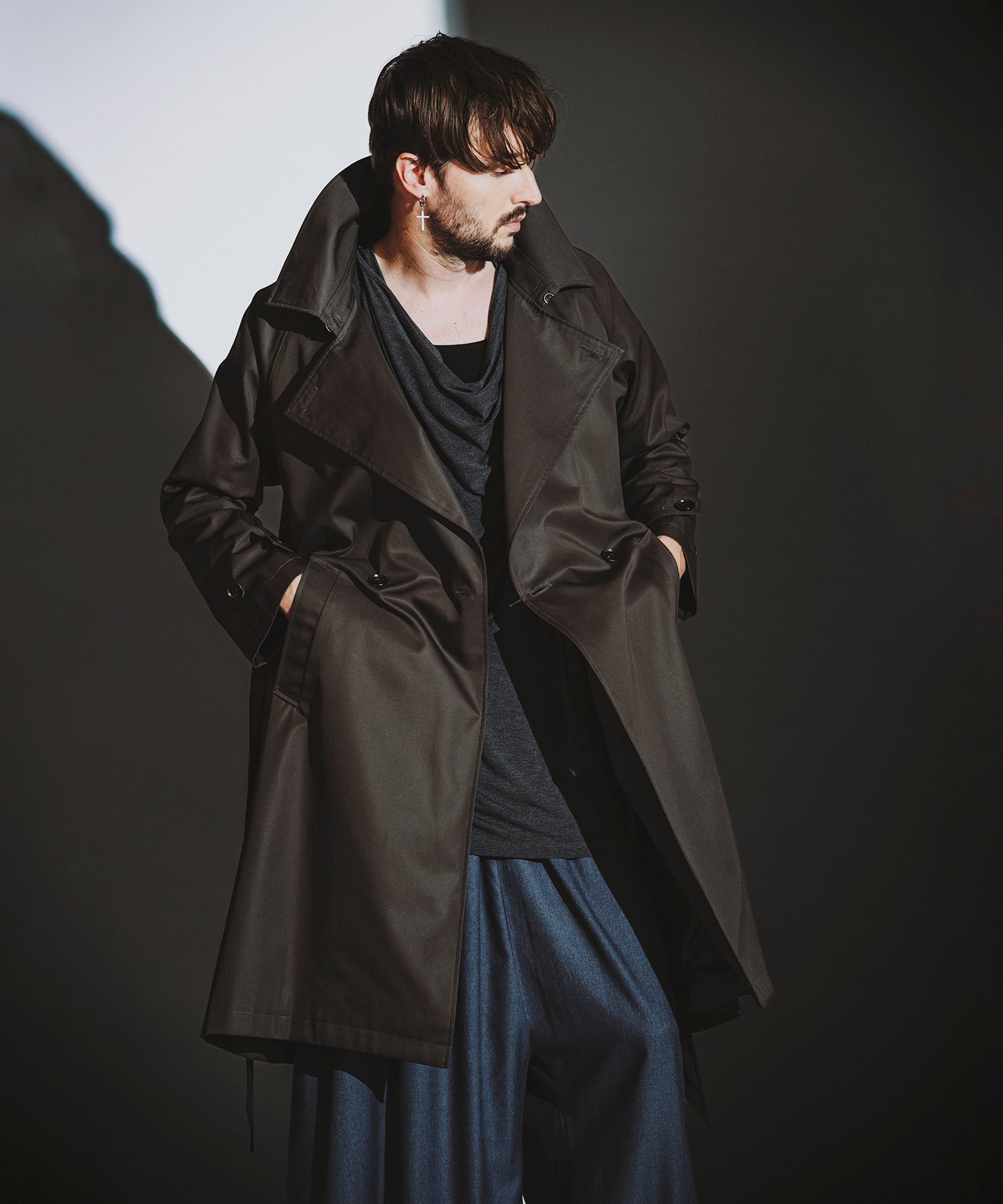 GRAY Model:H182cm